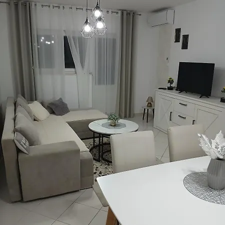 Apartment Pontis Okrug Gornji